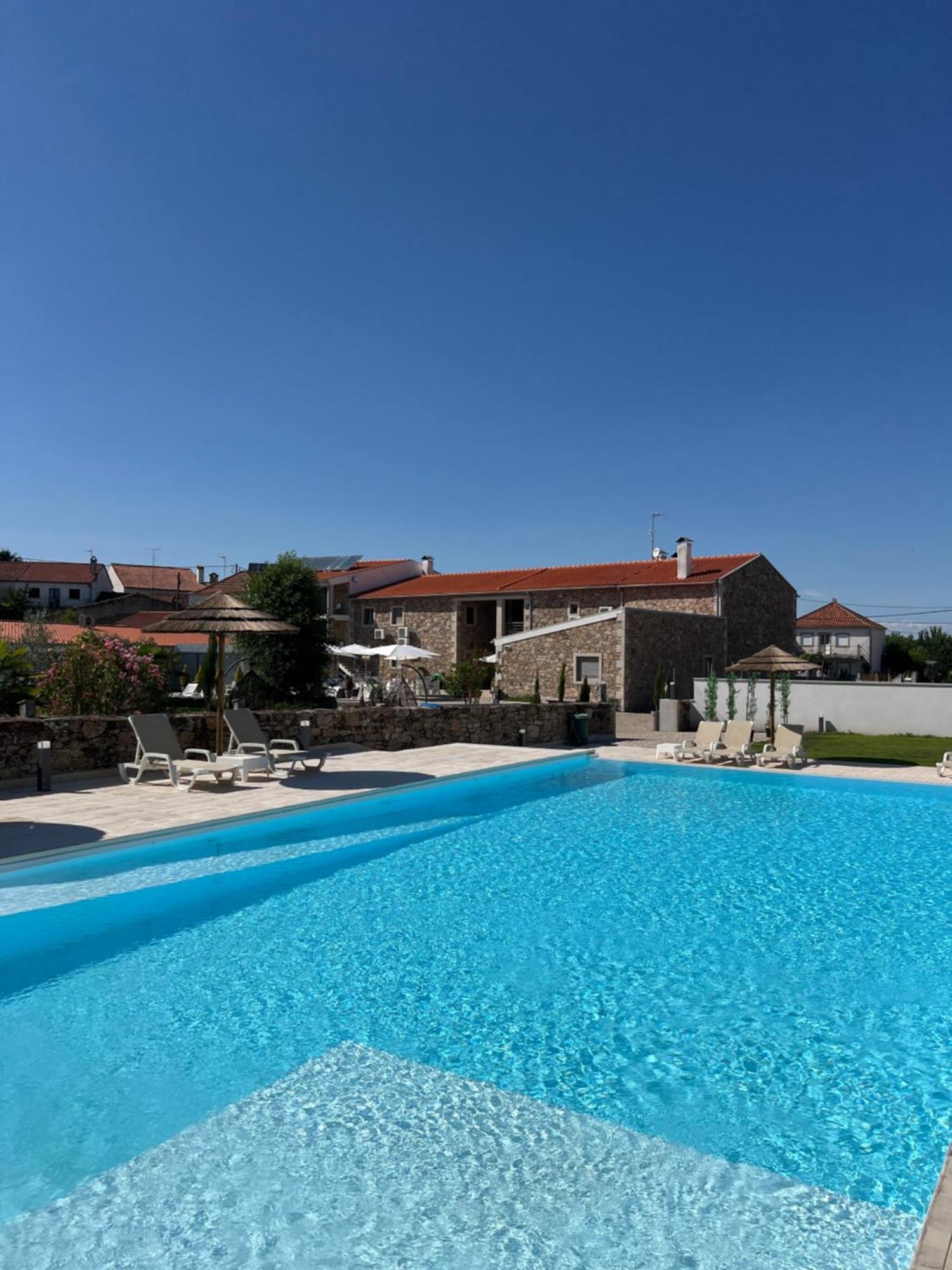 Casas Campo Cimo Da Quinta Hotel Миранда до Дуро Екстериор снимка