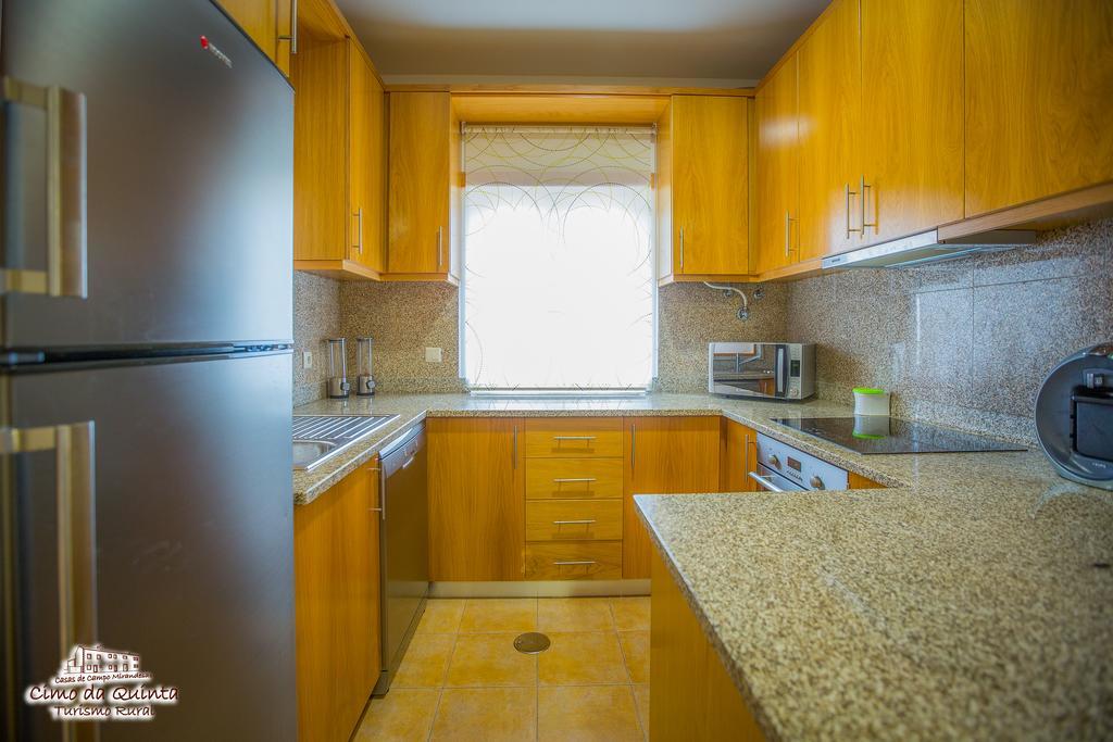 Casas Campo Cimo Da Quinta Hotel Миранда до Дуро Екстериор снимка