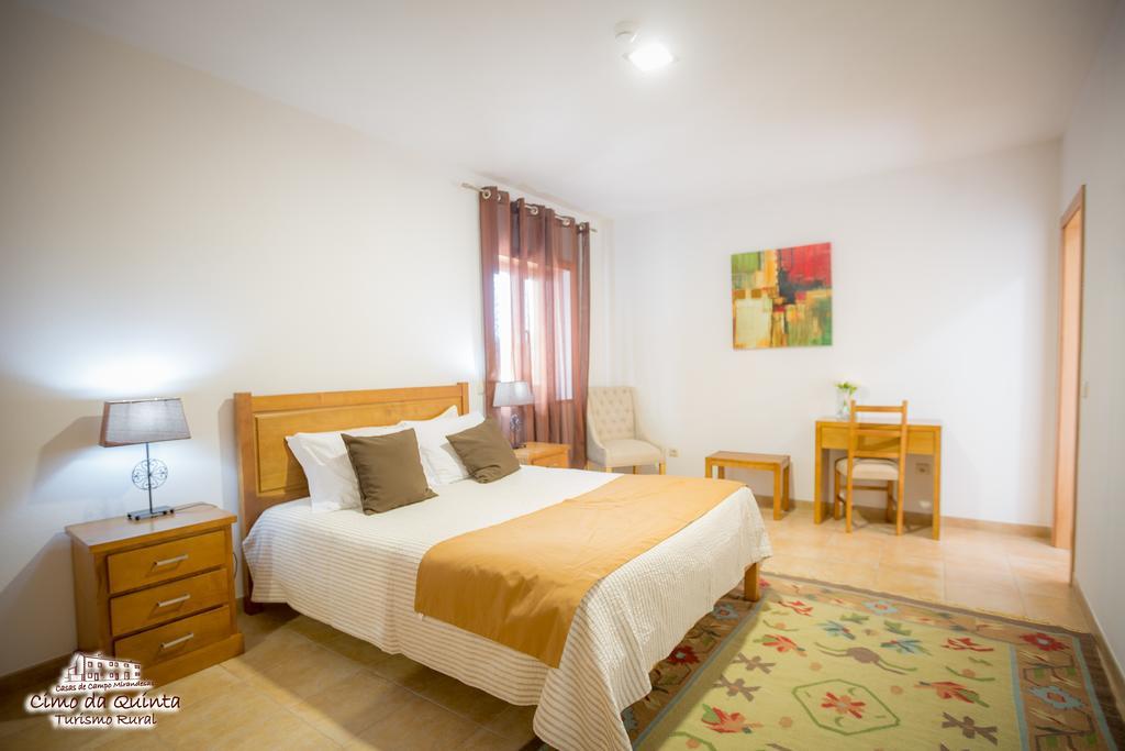 Casas Campo Cimo Da Quinta Hotel Миранда до Дуро Екстериор снимка