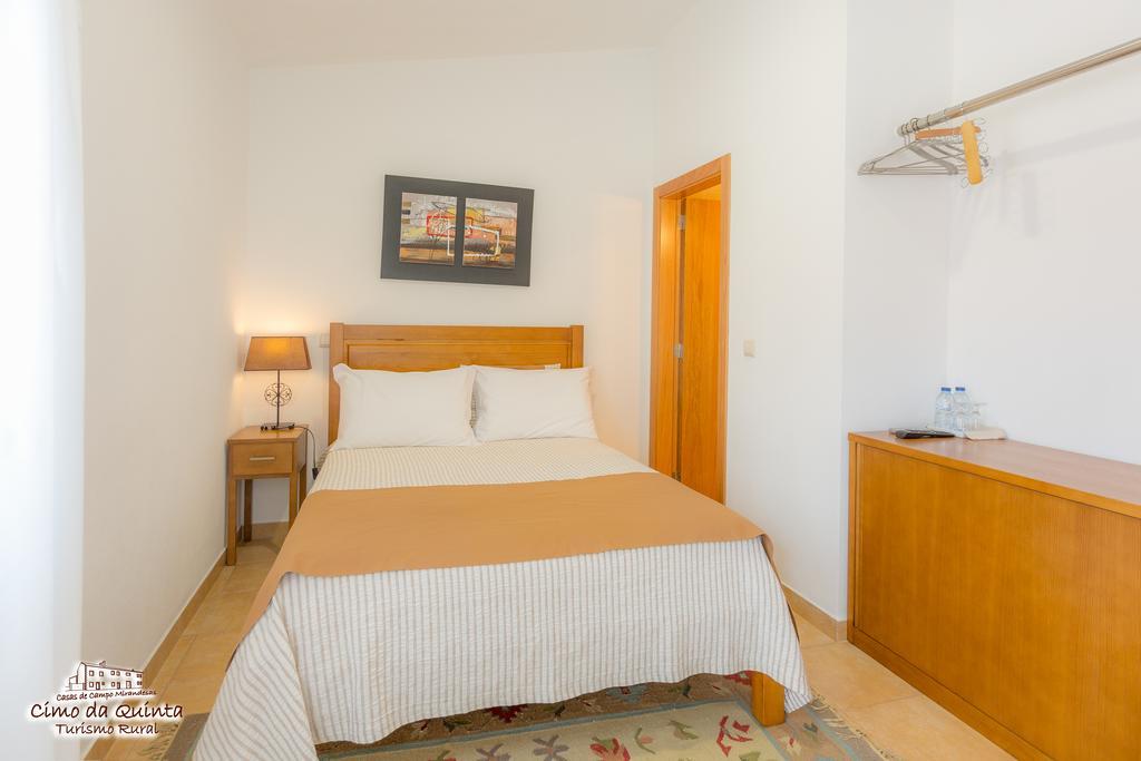 Casas Campo Cimo Da Quinta Hotel Миранда до Дуро Стая снимка